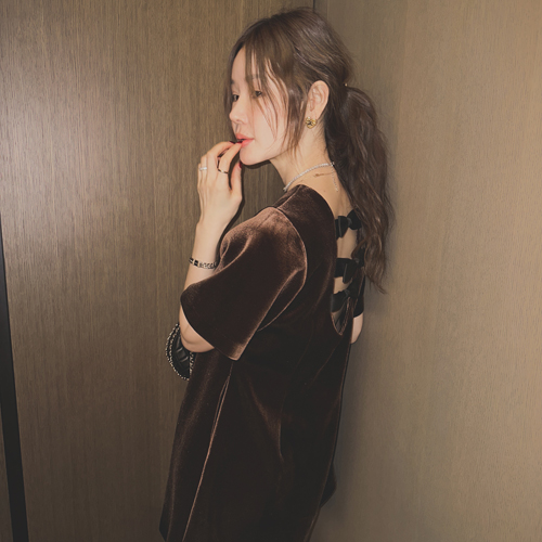 Reach velvet ribbon dress