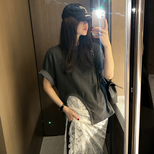 Hole double-neck tee