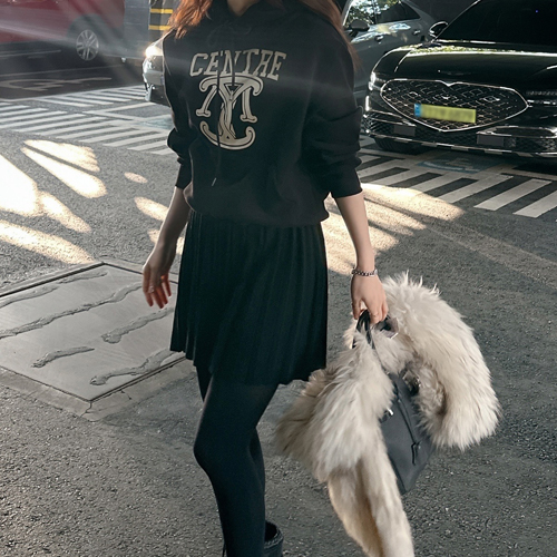 Center gimo hood tee (gimo)