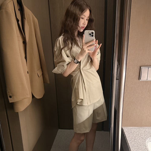 Normal belted shirt