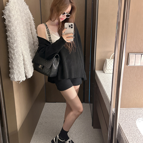 Woven pocket knit shorts