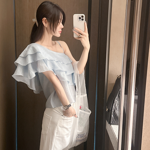 Blah unbal ruffle blouse