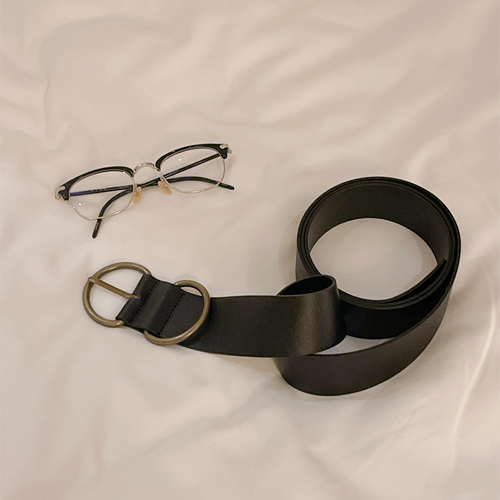 Bold leather belt