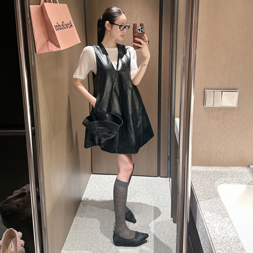 Fake leather cap set dress