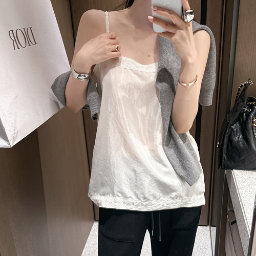 Aria lace top