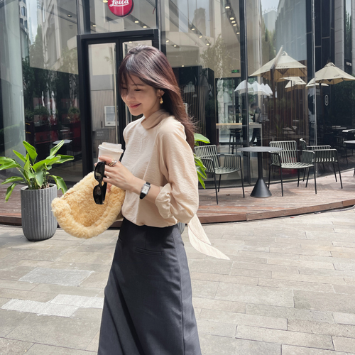 Ruche tie blouse