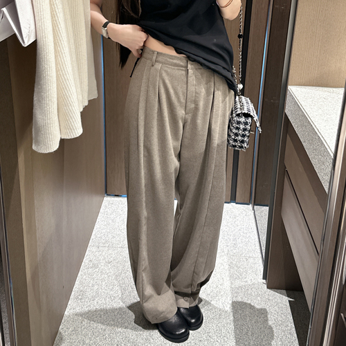 Anka pin-tuck wool pants