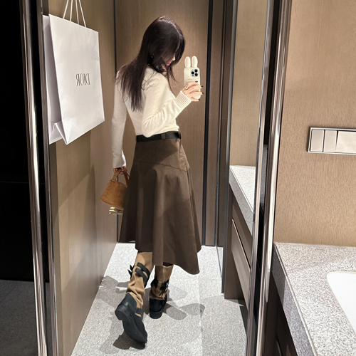 Karen unbal suede skirt