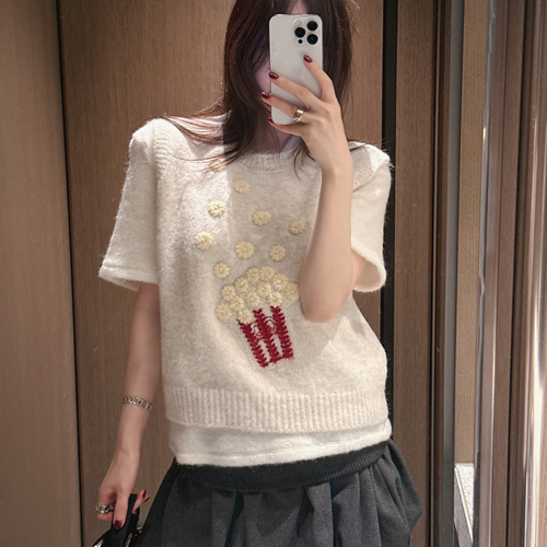 Popcorn wool knit vest