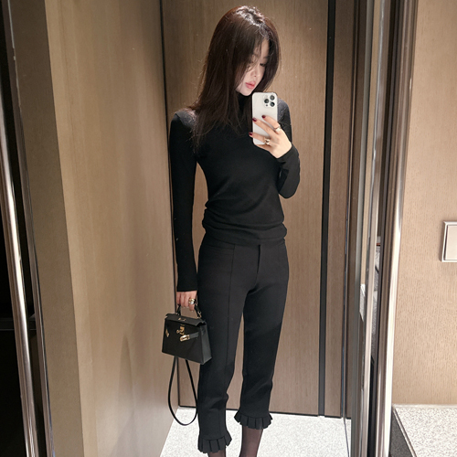 Plain wool polar tee