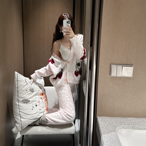 Cherry pajamas set-up