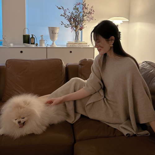 Lour knit cape dress set