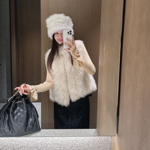 Belluna fox fur vest