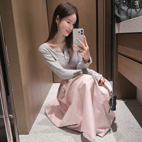 Pin henly neck wool tee