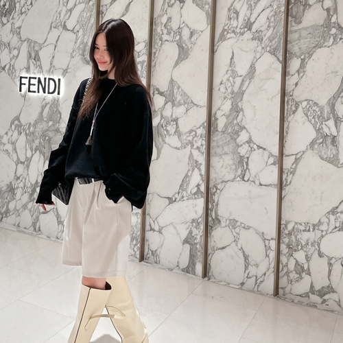 Duet pin-tuck midi belt slacks