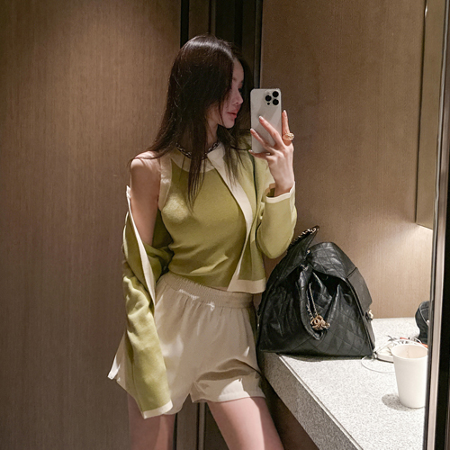 Halley two-tone sleeveless