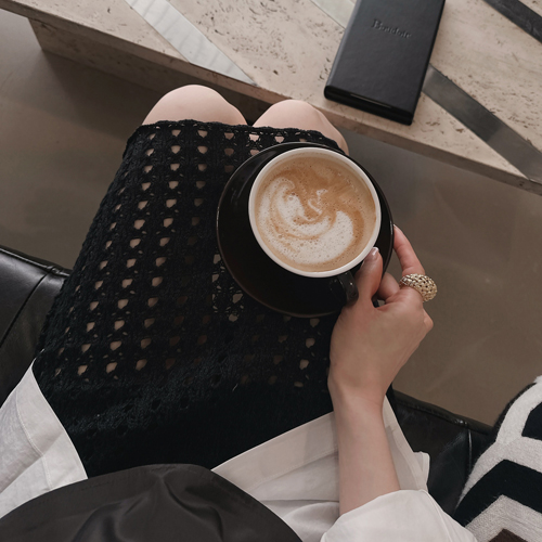 Nevil punching knit skirt