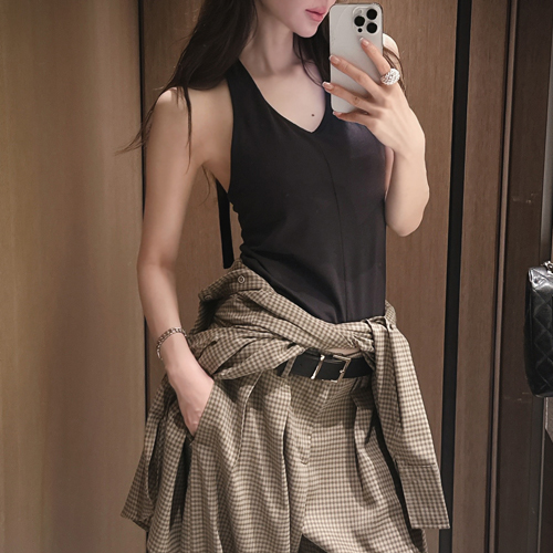 Holis halter sleevless